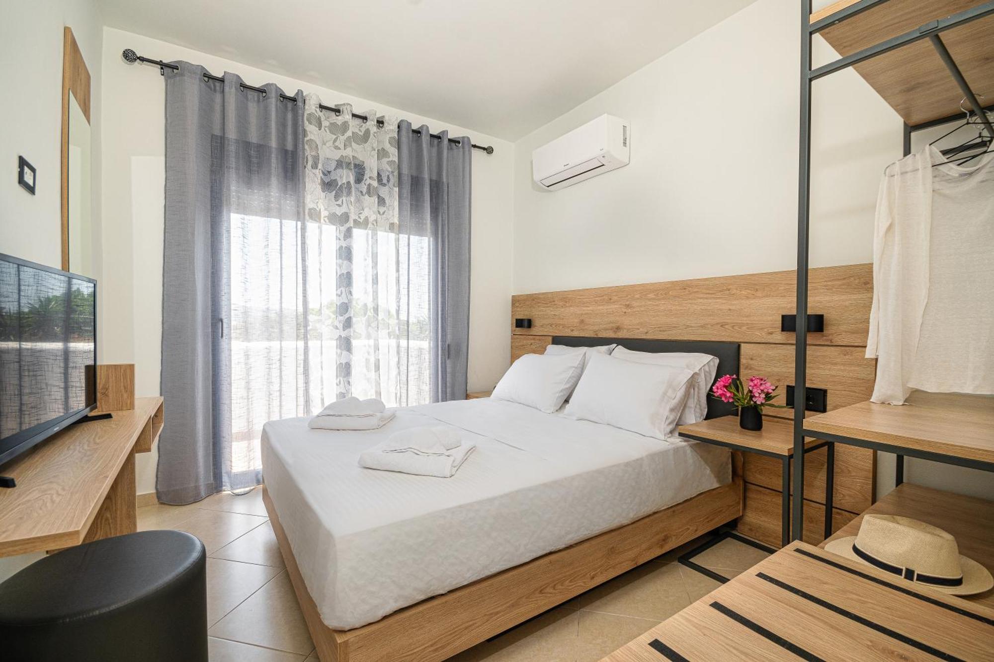 Villa Mariani II - In Lothiarika, Newly Renovated June 2024, Private Pool, Lindos 10 Min, Beach 120M Lardos Bagian luar foto