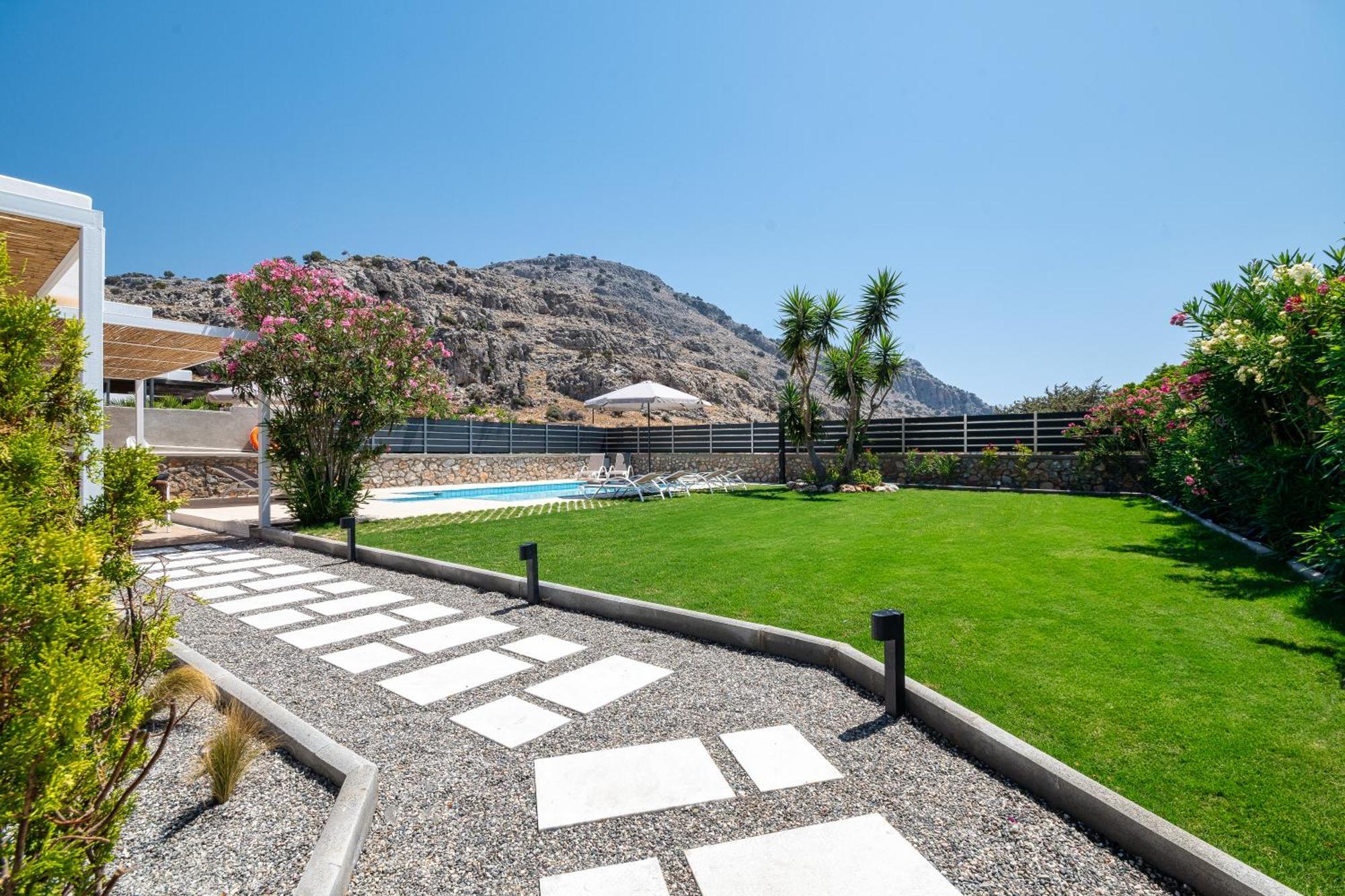 Villa Mariani II - In Lothiarika, Newly Renovated June 2024, Private Pool, Lindos 10 Min, Beach 120M Lardos Bagian luar foto