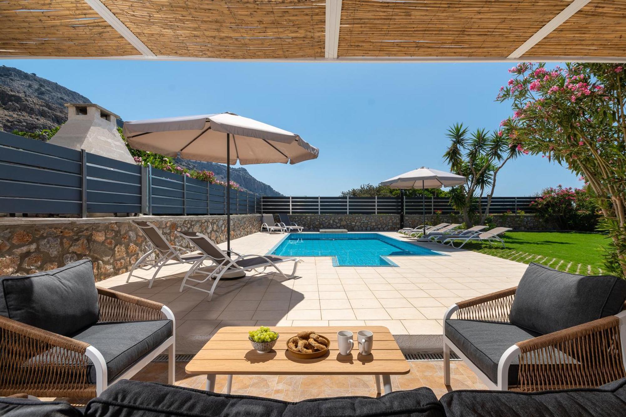 Villa Mariani II - In Lothiarika, Newly Renovated June 2024, Private Pool, Lindos 10 Min, Beach 120M Lardos Bagian luar foto