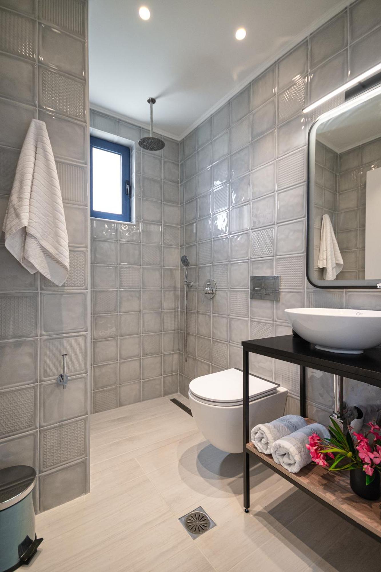Villa Mariani II - In Lothiarika, Newly Renovated June 2024, Private Pool, Lindos 10 Min, Beach 120M Lardos Bagian luar foto